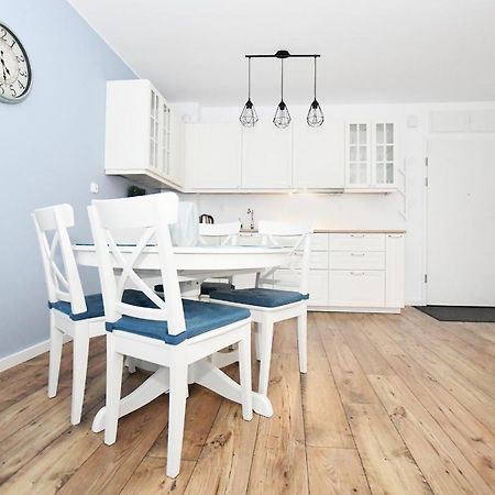 Apartament "Blizej Morza 30" Kołobrzeg Esterno foto