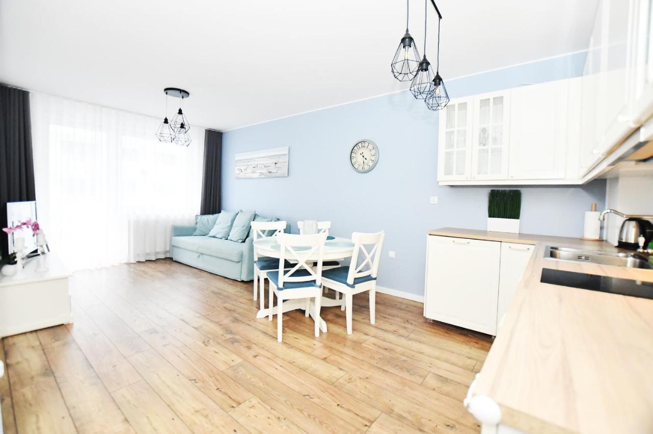 Apartament "Blizej Morza 30" Kołobrzeg Esterno foto