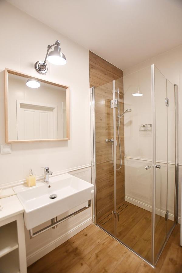 Apartament "Blizej Morza 30" Kołobrzeg Esterno foto