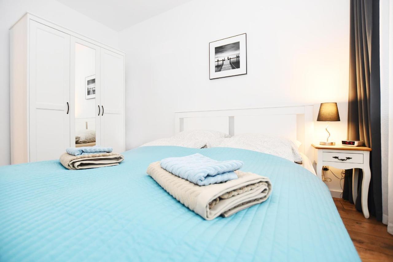 Apartament "Blizej Morza 30" Kołobrzeg Esterno foto